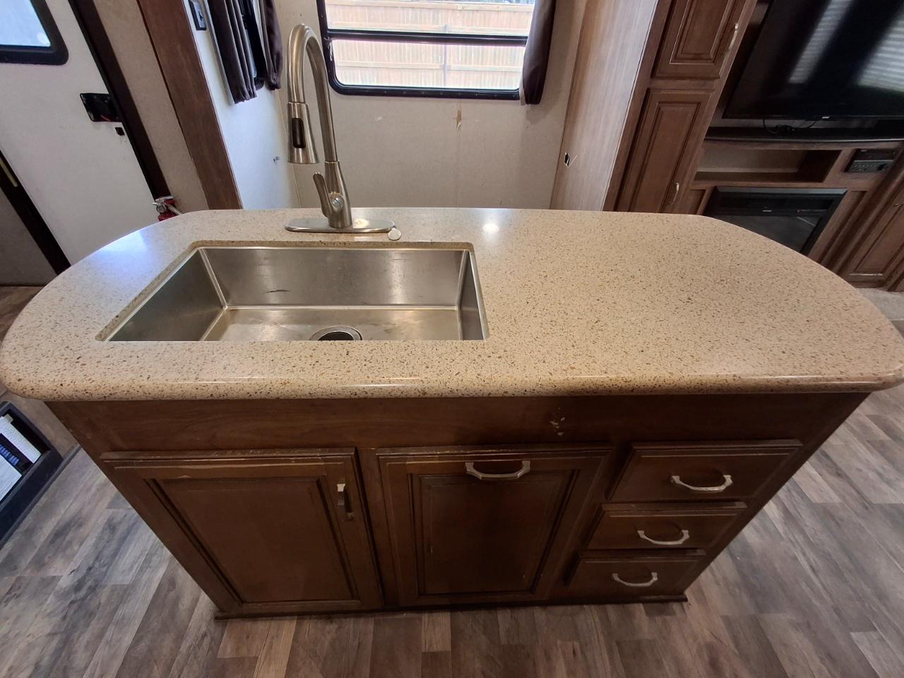 Keystone RV Laredo  2018