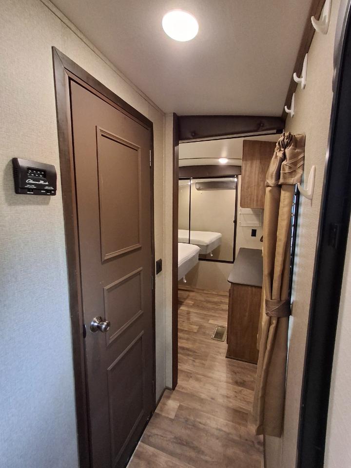 Keystone RV Laredo  2018