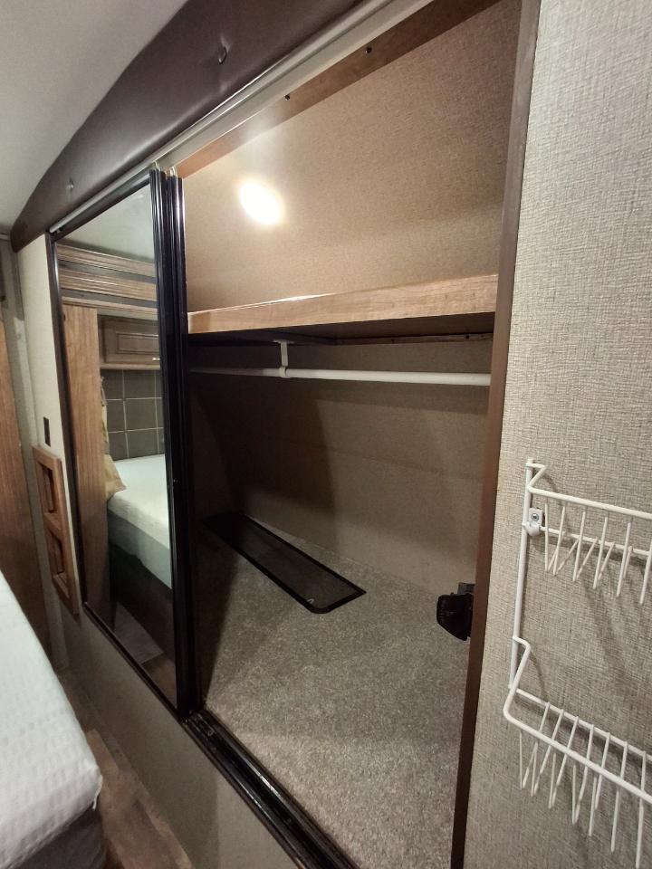 Keystone RV Laredo  2018