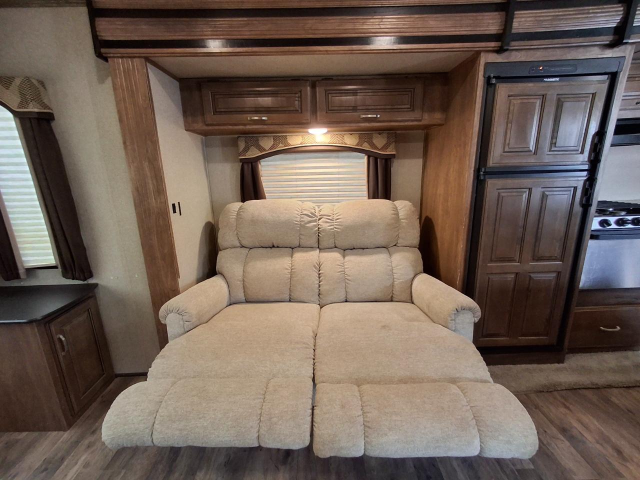 Keystone RV Laredo  2018