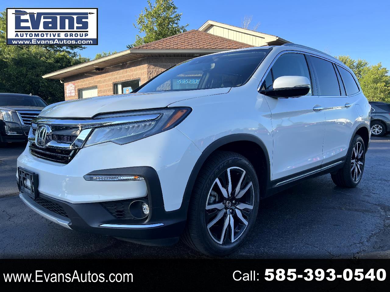 Used 2019 Honda Pilot Touring w/Rear Captain's Chairs AWD for Sale in  Canandaigua NY 14424 Evans Automotive Group