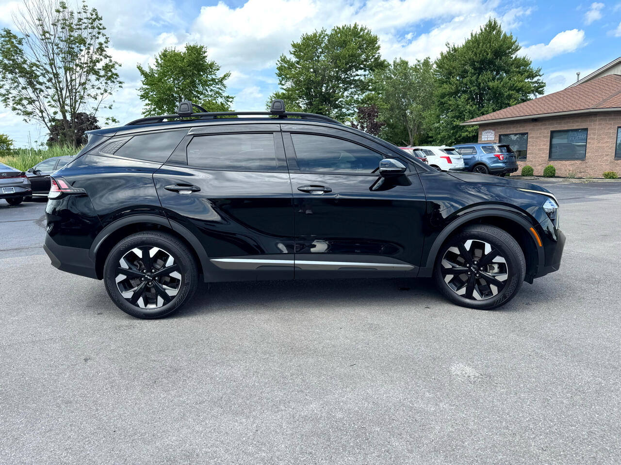 2023 Kia Sportage X-Line photo 4
