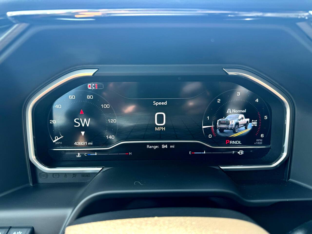 GMC Sierra 2500HD AT4 Crew Cab 4WD 2024