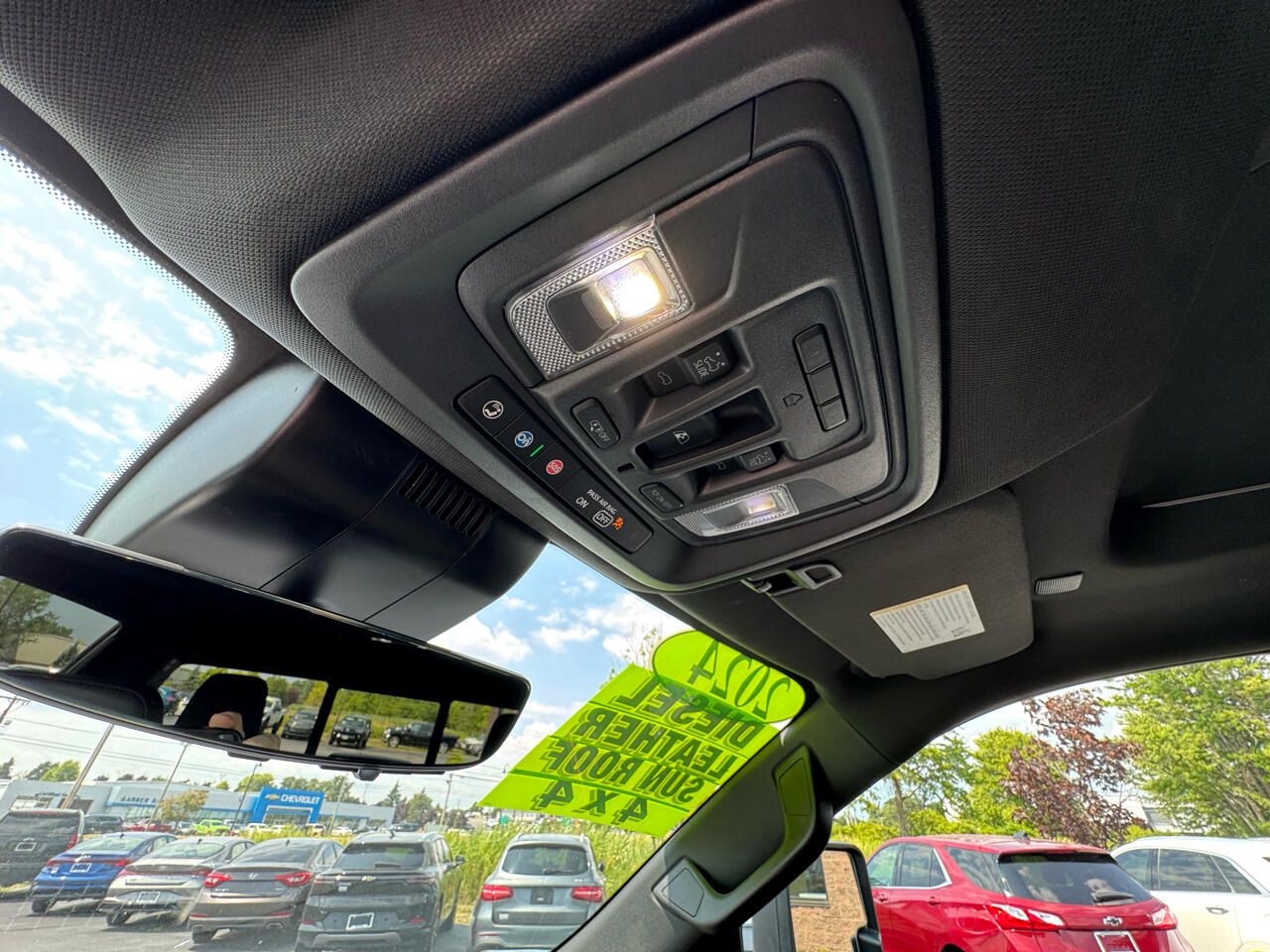 GMC Sierra 2500HD AT4 Crew Cab 4WD 2024