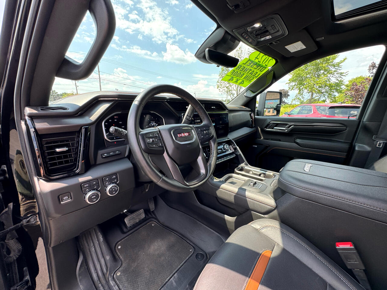 GMC Sierra 2500HD AT4 Crew Cab 4WD 2024