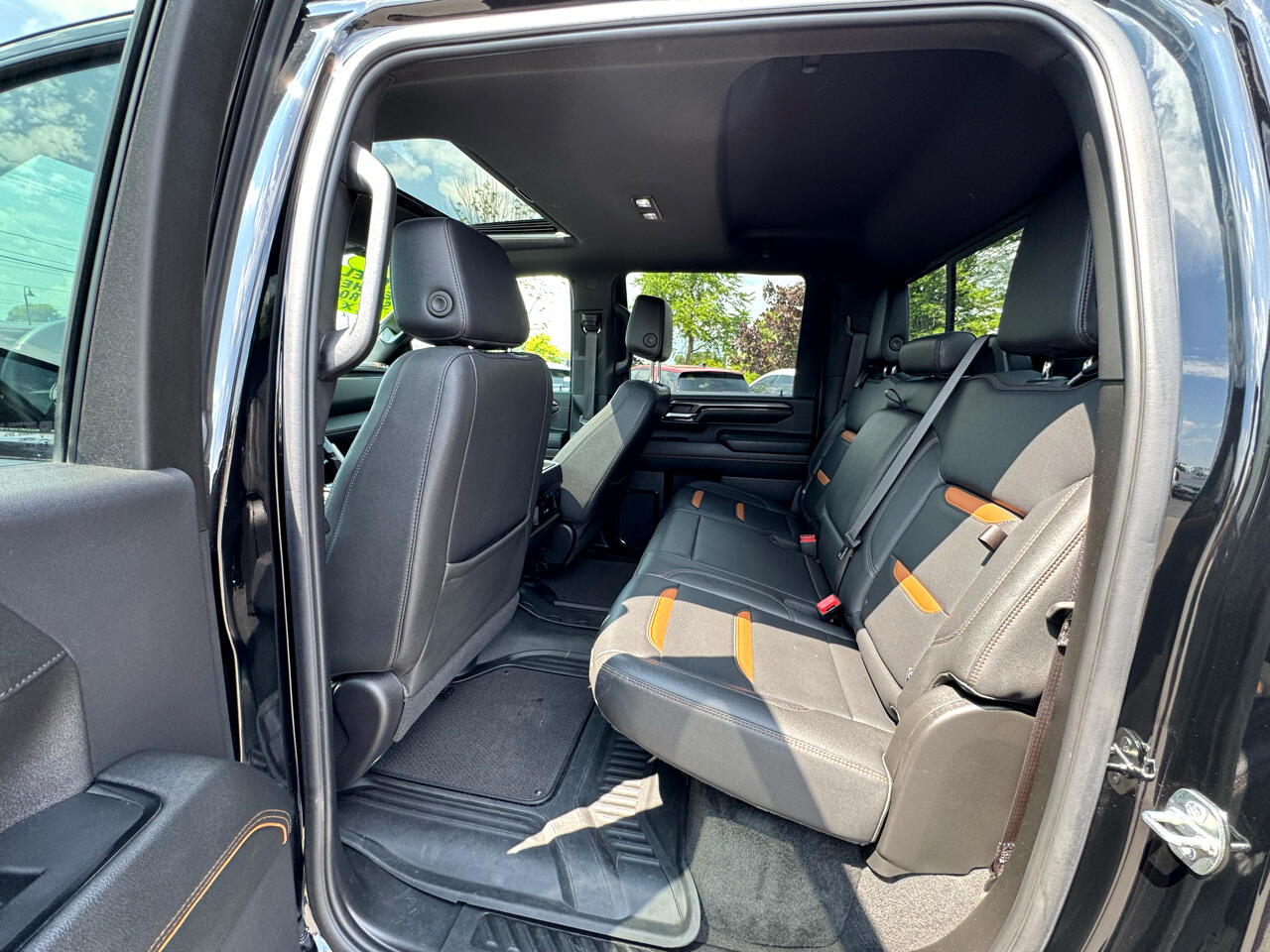 GMC Sierra 2500HD AT4 Crew Cab 4WD 2024