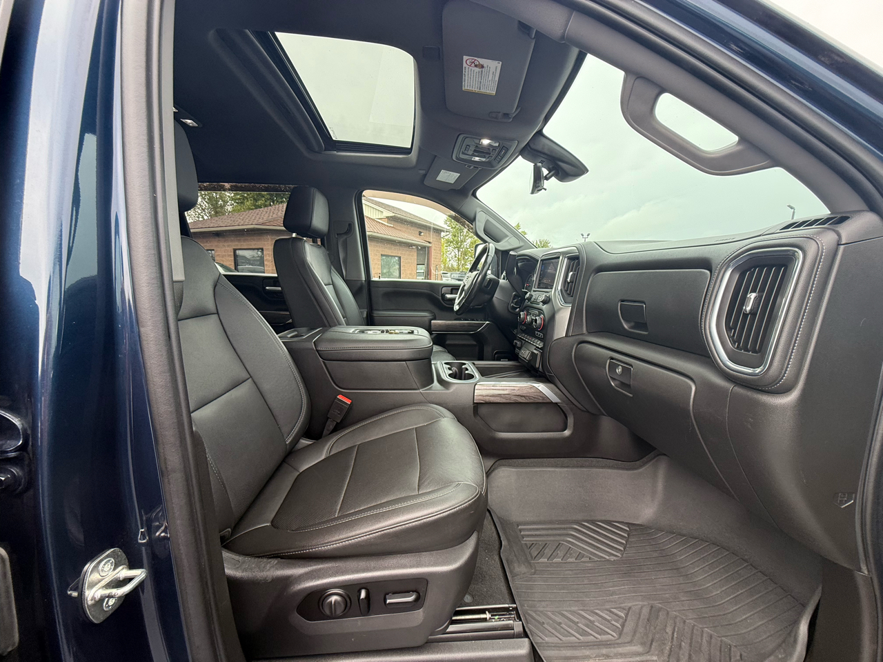 Chevrolet Silverado 2500HD LTZ Crew Cab Short Box 4WD 2021