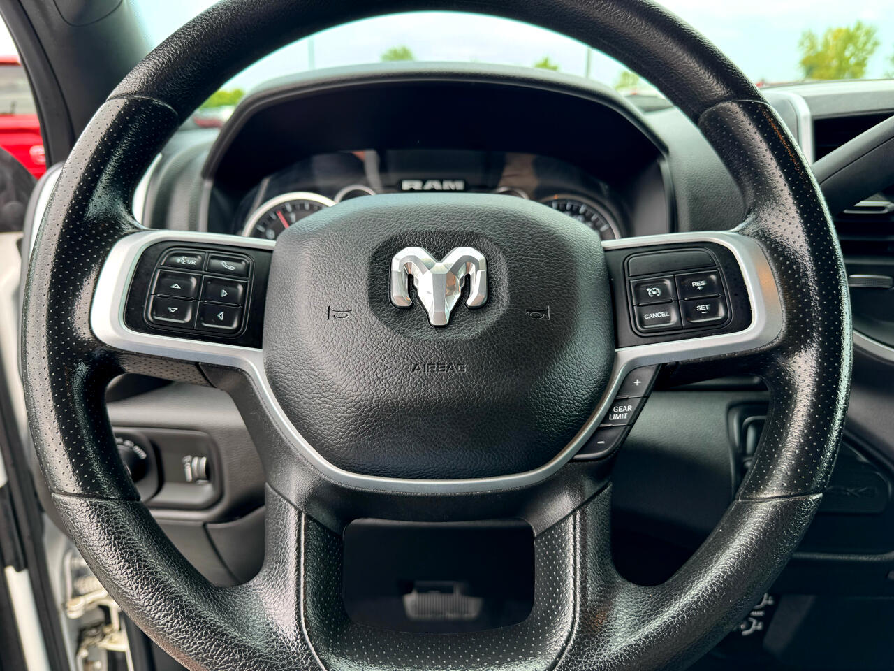 2022 Ram 2500 Tradesman photo 18