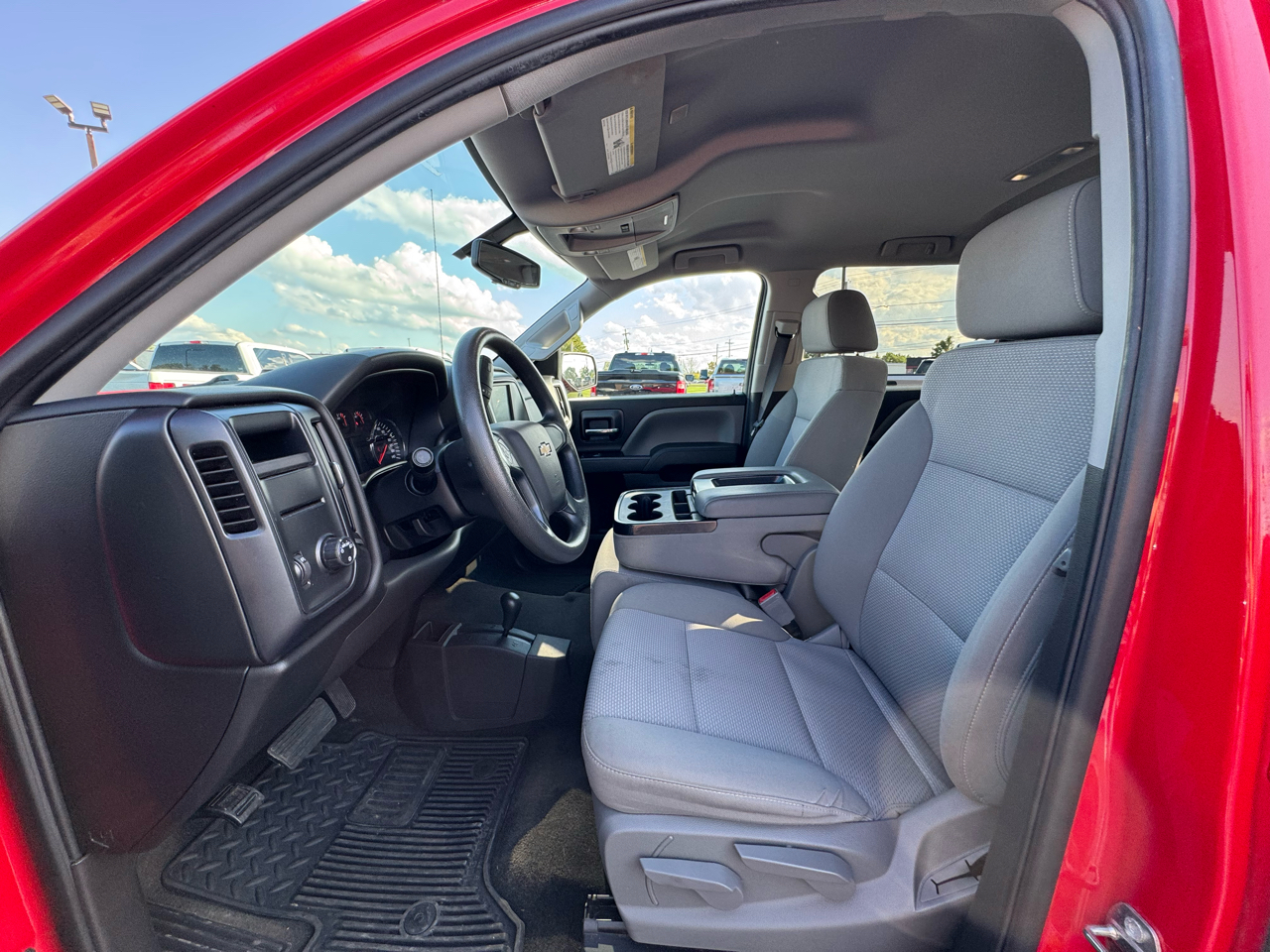 Chevrolet Silverado 1500 Custom Crew Cab 4WD 2018