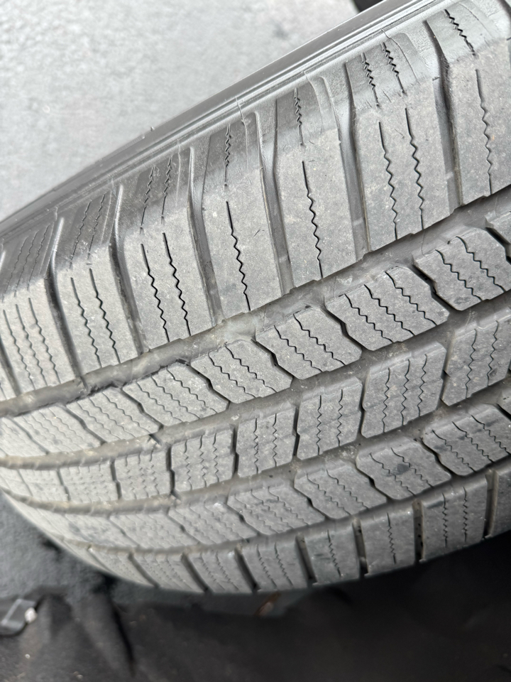 Ford Explorer XLT AWD 2021