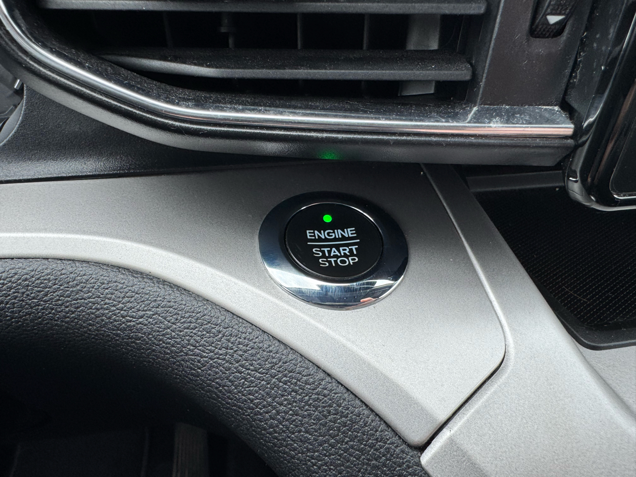 Ford Explorer XLT AWD 2021