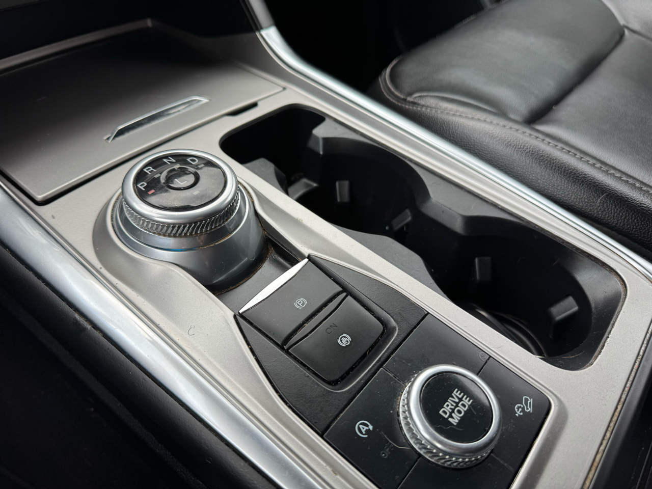 Ford Explorer XLT AWD 2021