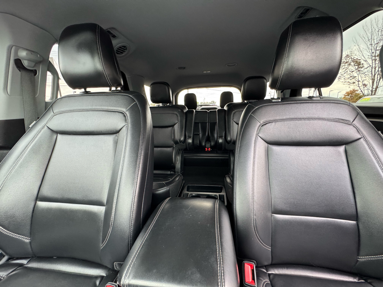 Ford Explorer XLT AWD 2021