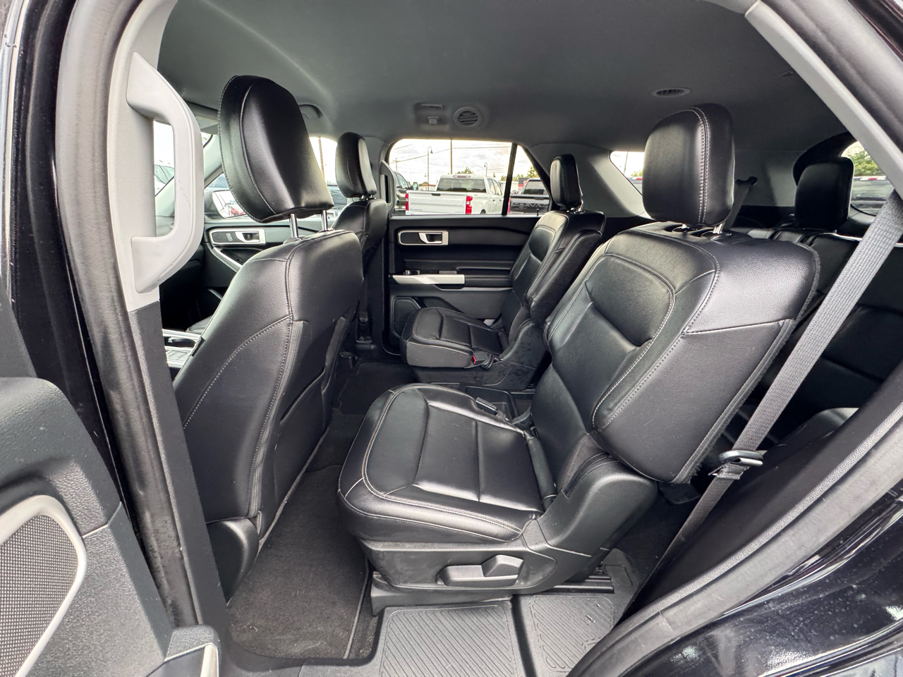 Ford Explorer XLT AWD 2021