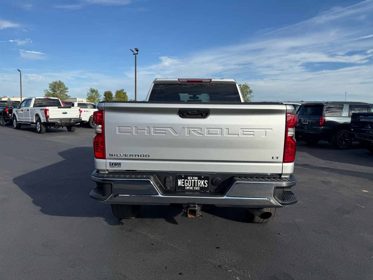 Chevrolet Silverado 3500HD LT Crew Cab 4WD 2022