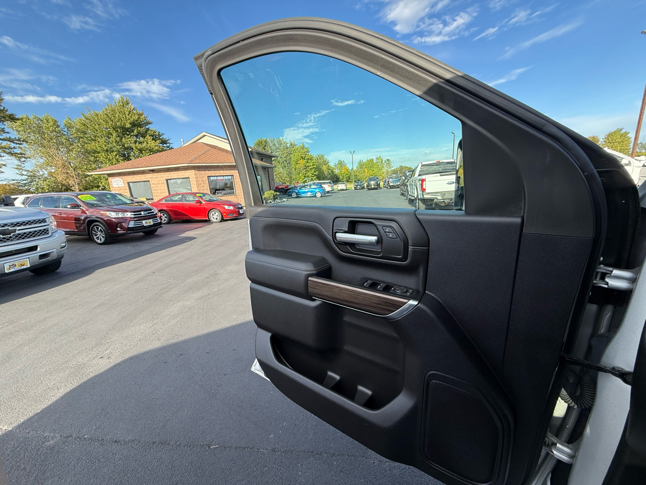 Chevrolet Silverado 3500HD LT Crew Cab 4WD 2022