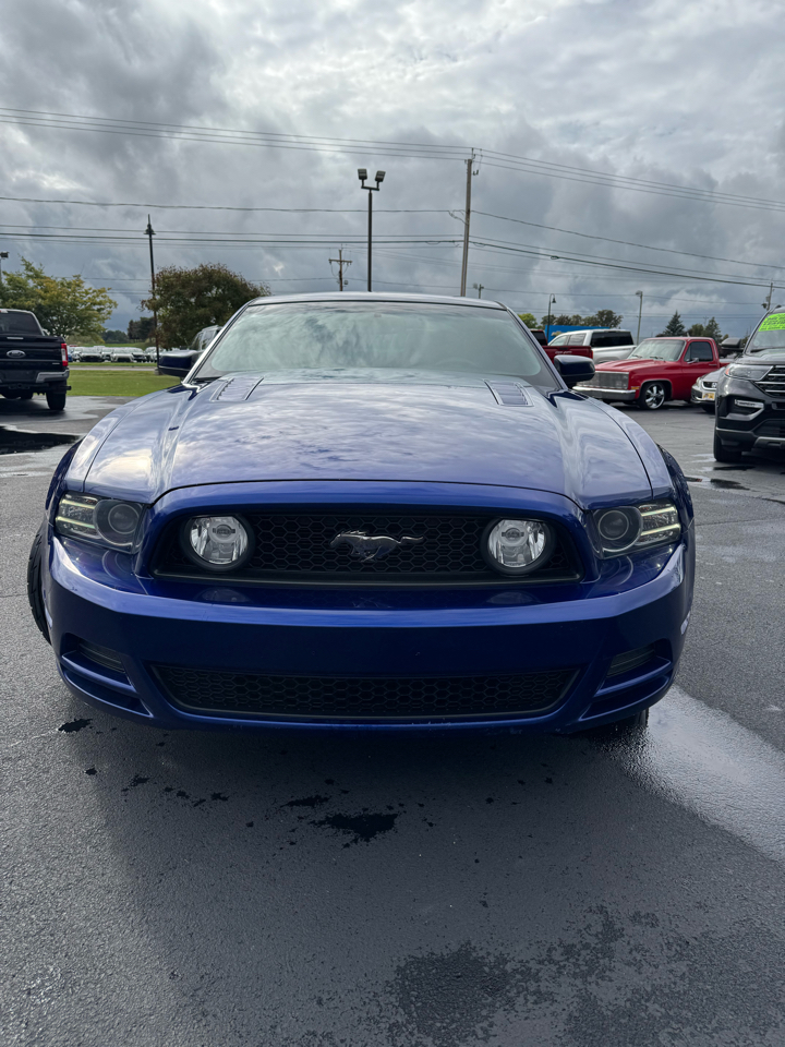 2013 Ford Mustang GT photo 2