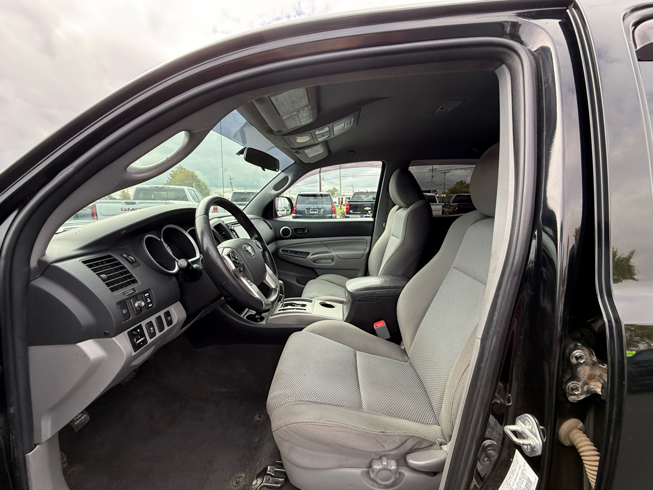 2015 Toyota Tacoma Double Cab Long Bed V6 4x4 photo 18