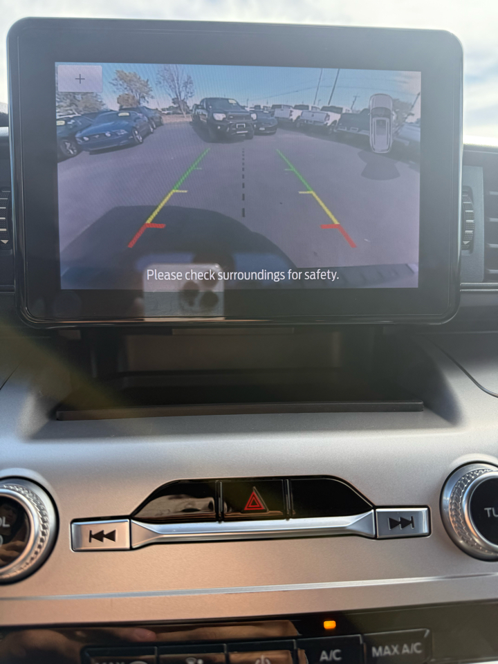 2022 Ford Explorer XLT photo 12