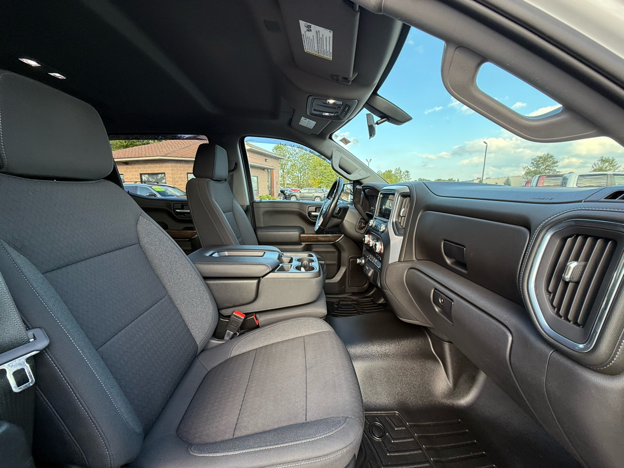 2022 Gmc Sierra 1500 Limited SLE photo 25