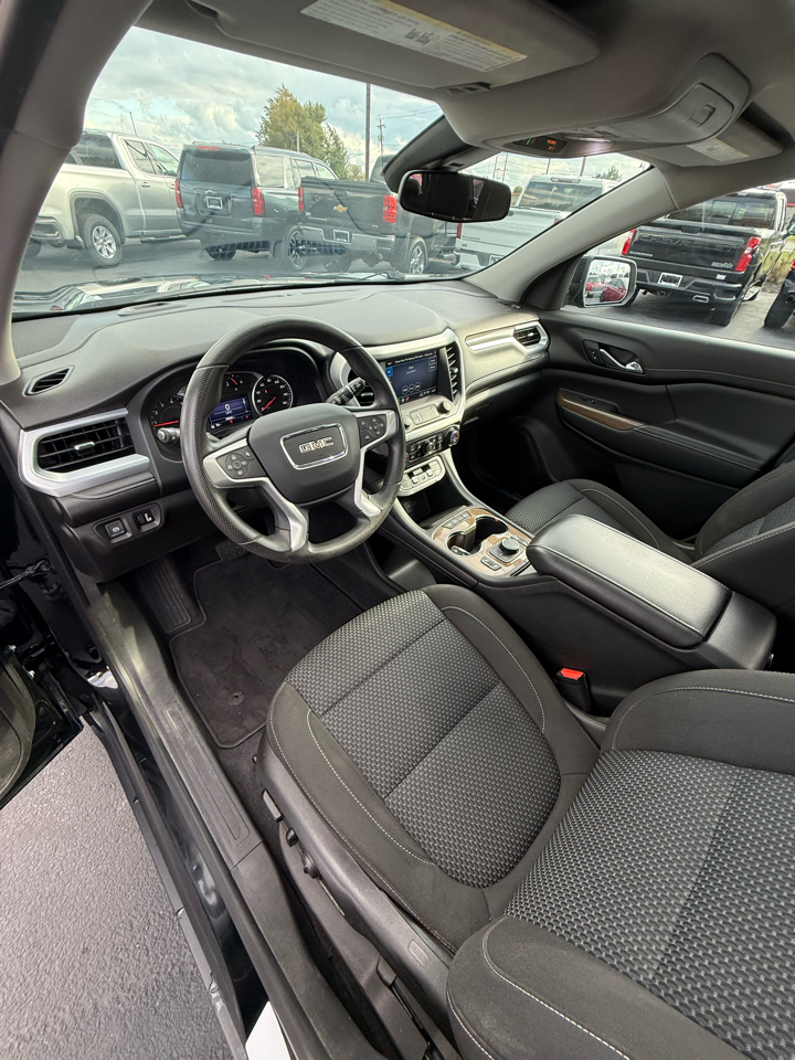 2021 Gmc Acadia SLE photo 18
