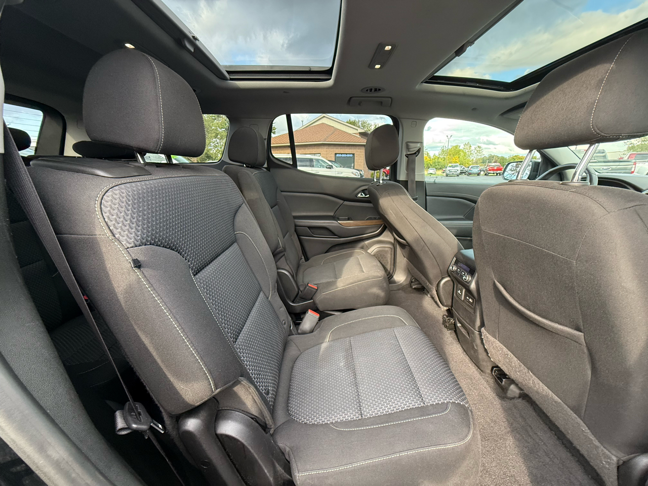2021 Gmc Acadia SLE photo 24