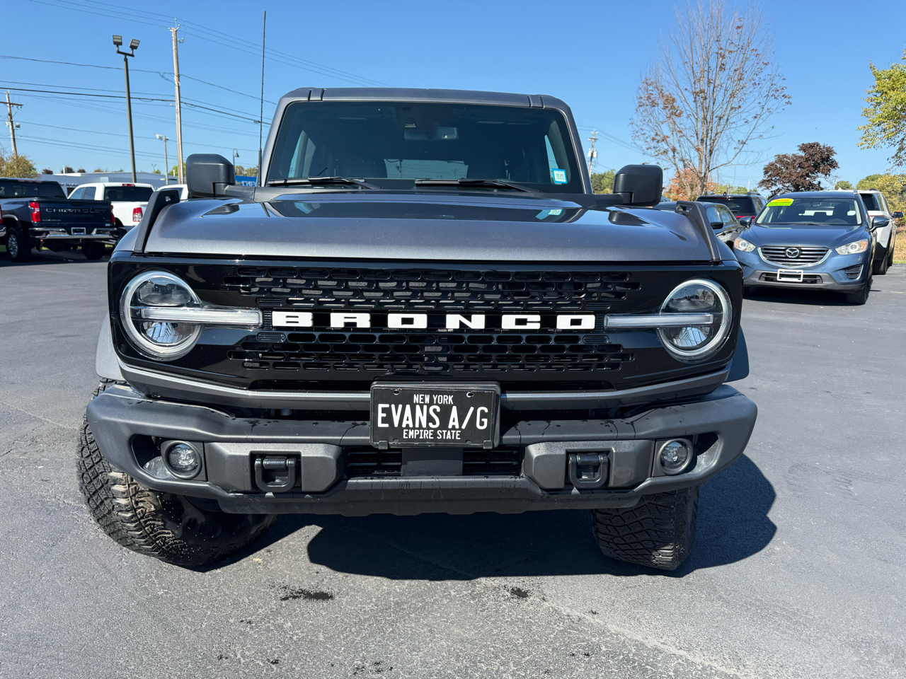 2023 Ford Bronco Wildtrak photo 2