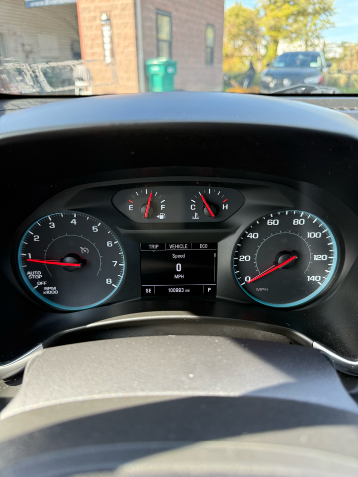 2018 Chevrolet Equinox LT photo 11