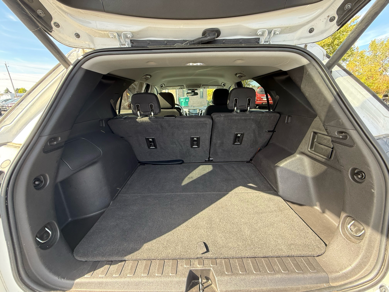 2018 Chevrolet Equinox LT photo 22