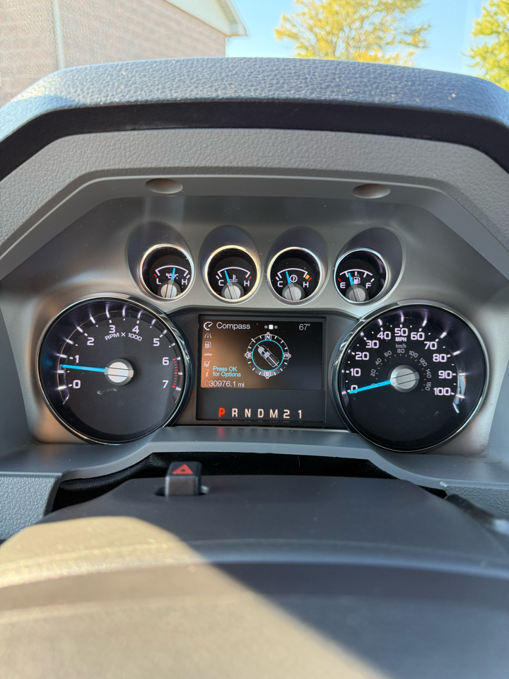 2016 Ford F-350 XLT photo 7