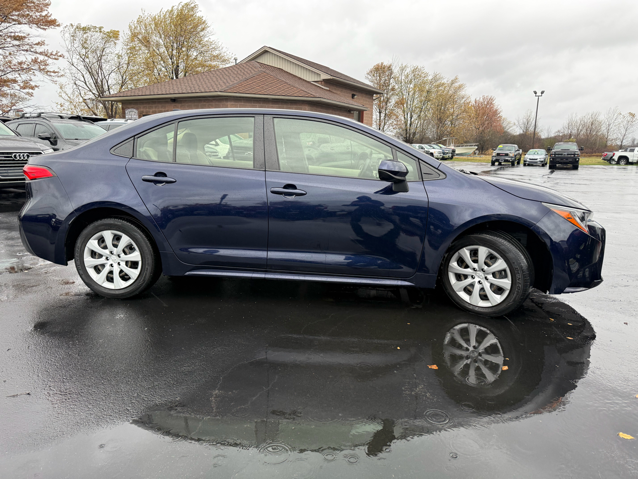 Toyota Corolla LE 2021