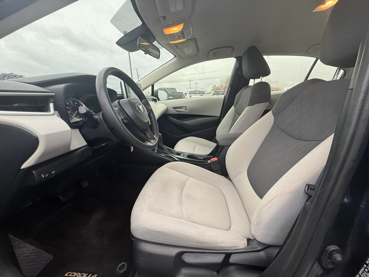 Toyota Corolla LE 2021