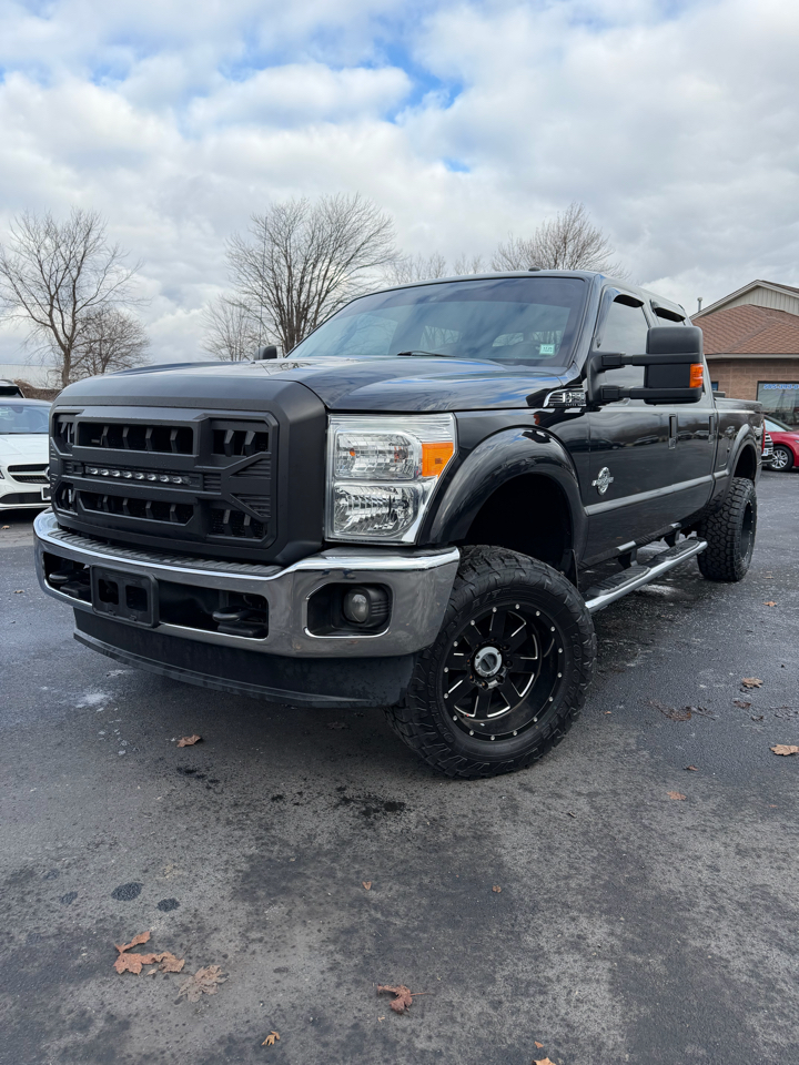 2015 Ford F-250 XLT photo 2