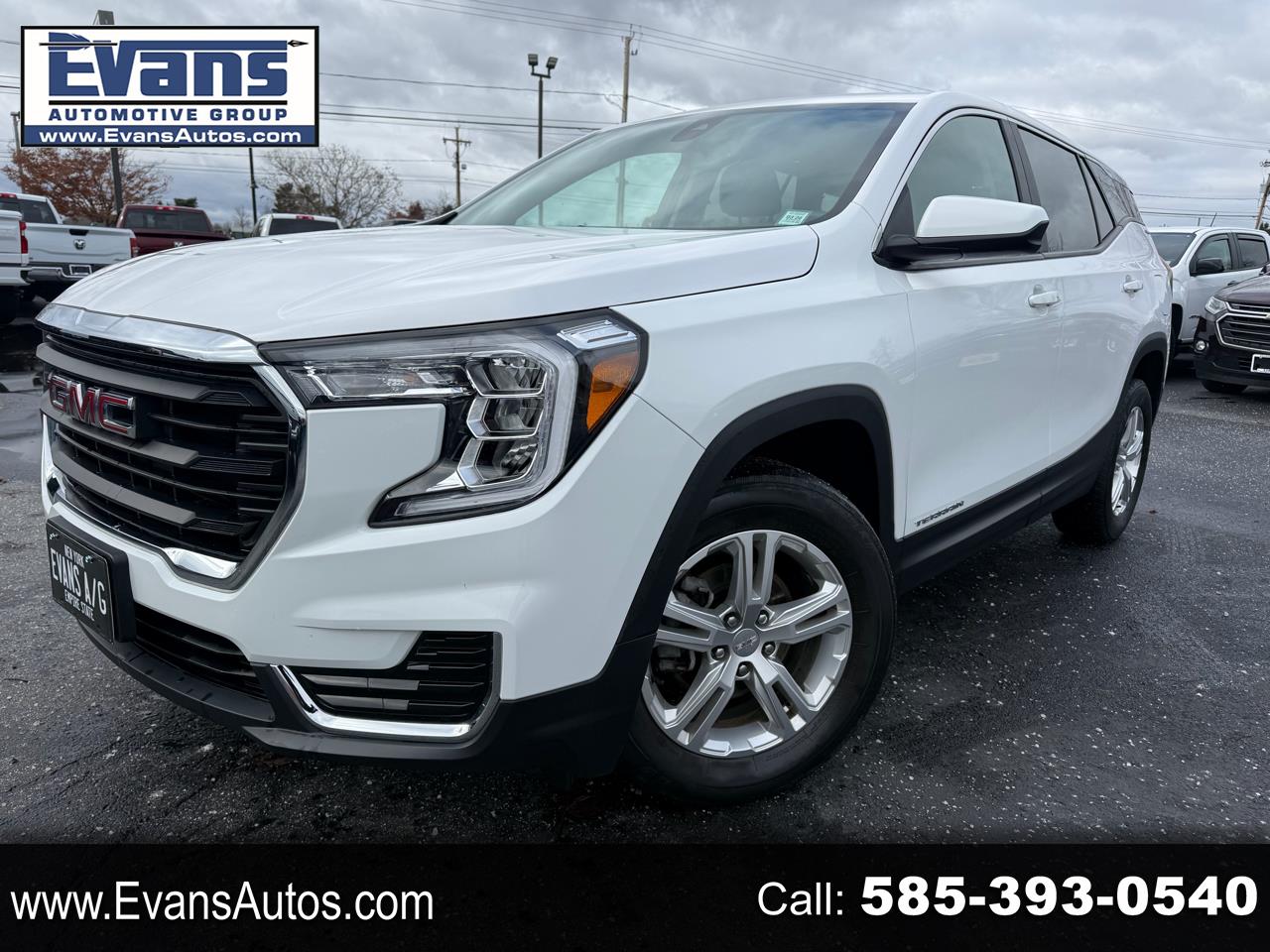 2022 GMC Terrain SLE's photo