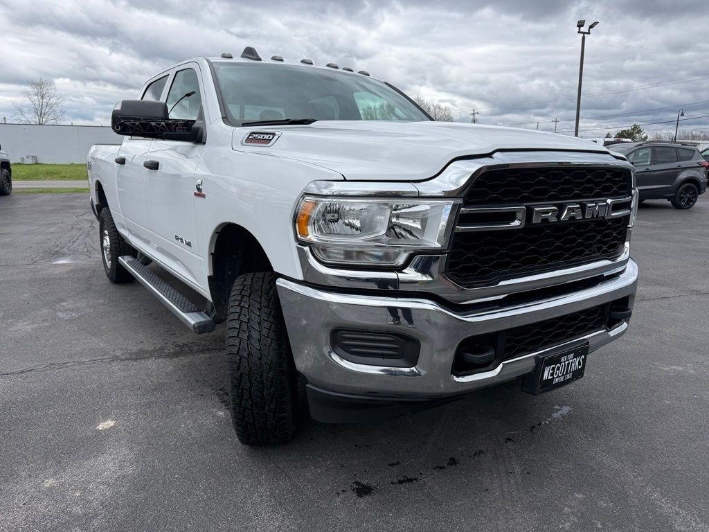 RAM 2500 Tradesman Crew Cab SWB 4WD 2021