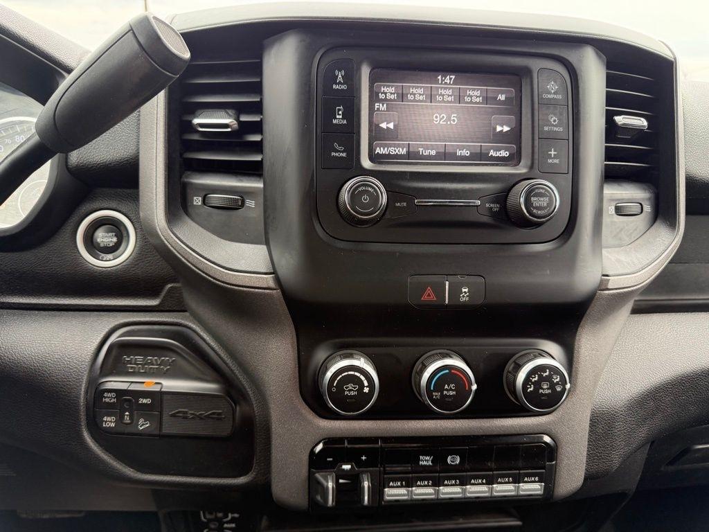 RAM 2500 Tradesman Crew Cab SWB 4WD 2021