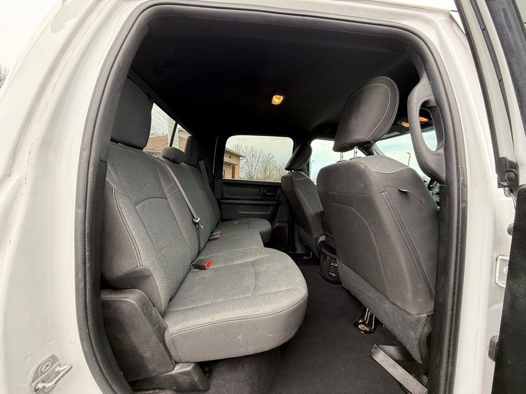 RAM 2500 Tradesman Crew Cab SWB 4WD 2021