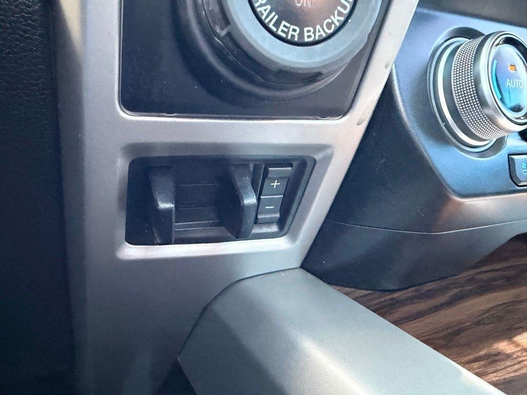 Ford F-150 Lariat SuperCrew 5.5-ft. Bed 4WD 2018