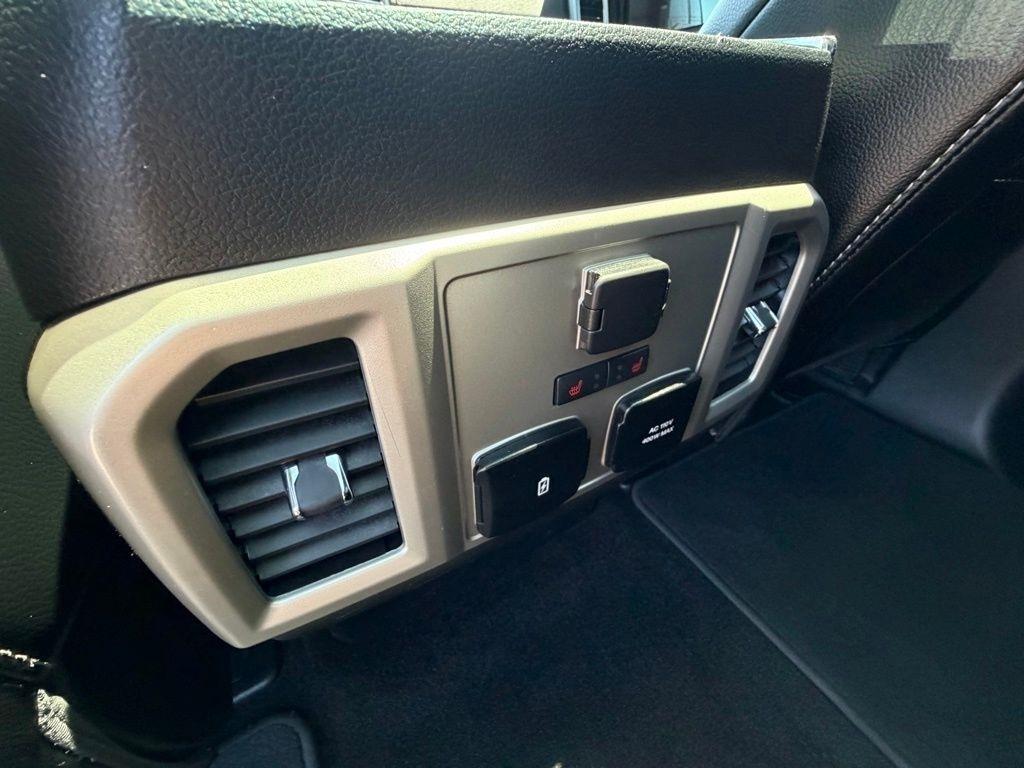 Ford F-150 Lariat SuperCrew 5.5-ft. Bed 4WD 2018