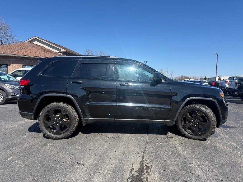 Jeep Grand Cherokee Laredo 4WD 2020
