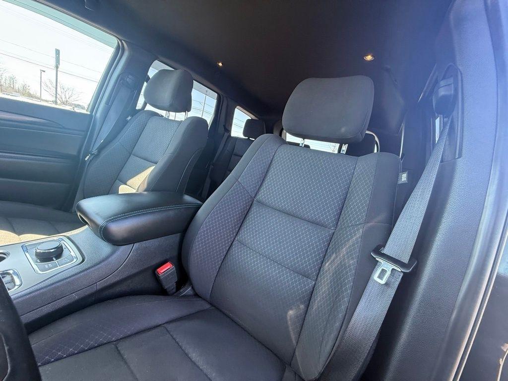 Jeep Grand Cherokee Laredo 4WD 2020