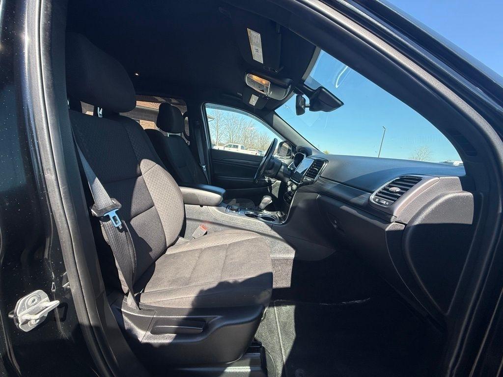 Jeep Grand Cherokee Laredo 4WD 2020