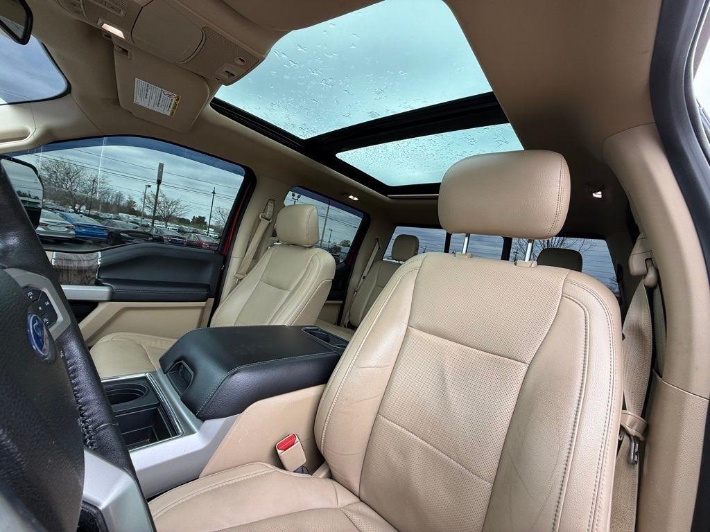 Ford F-250 SD Lariat Crew Cab 4WD 2017