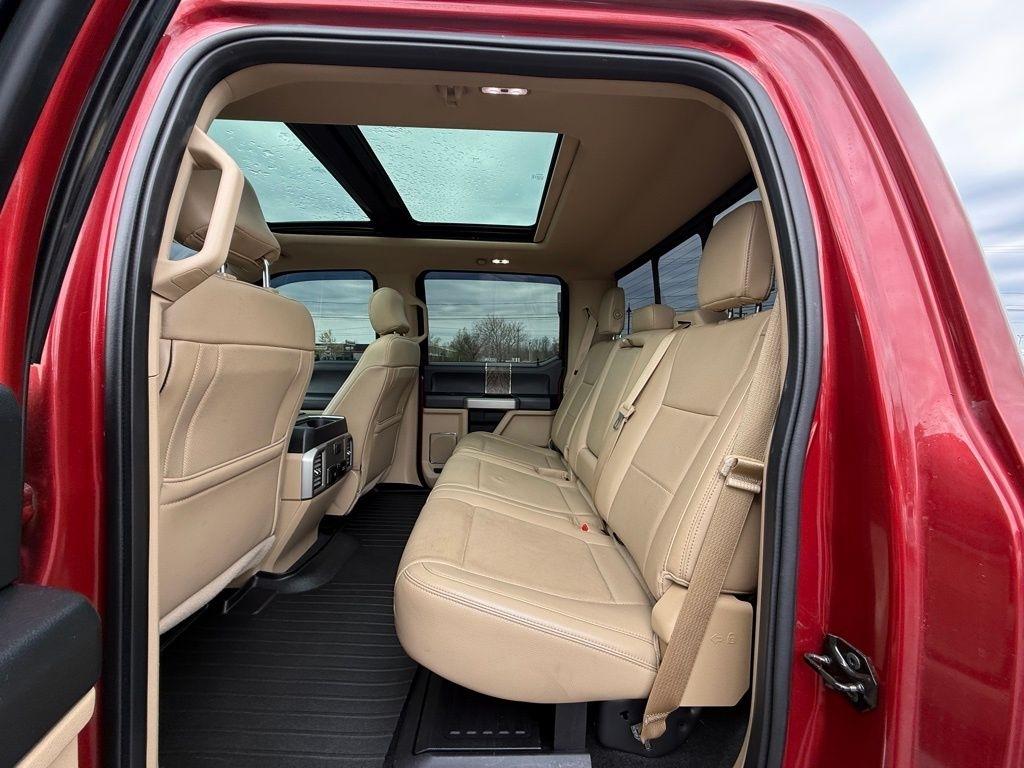 Ford F-250 SD Lariat Crew Cab 4WD 2017