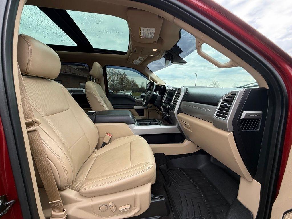 Ford F-250 SD Lariat Crew Cab 4WD 2017