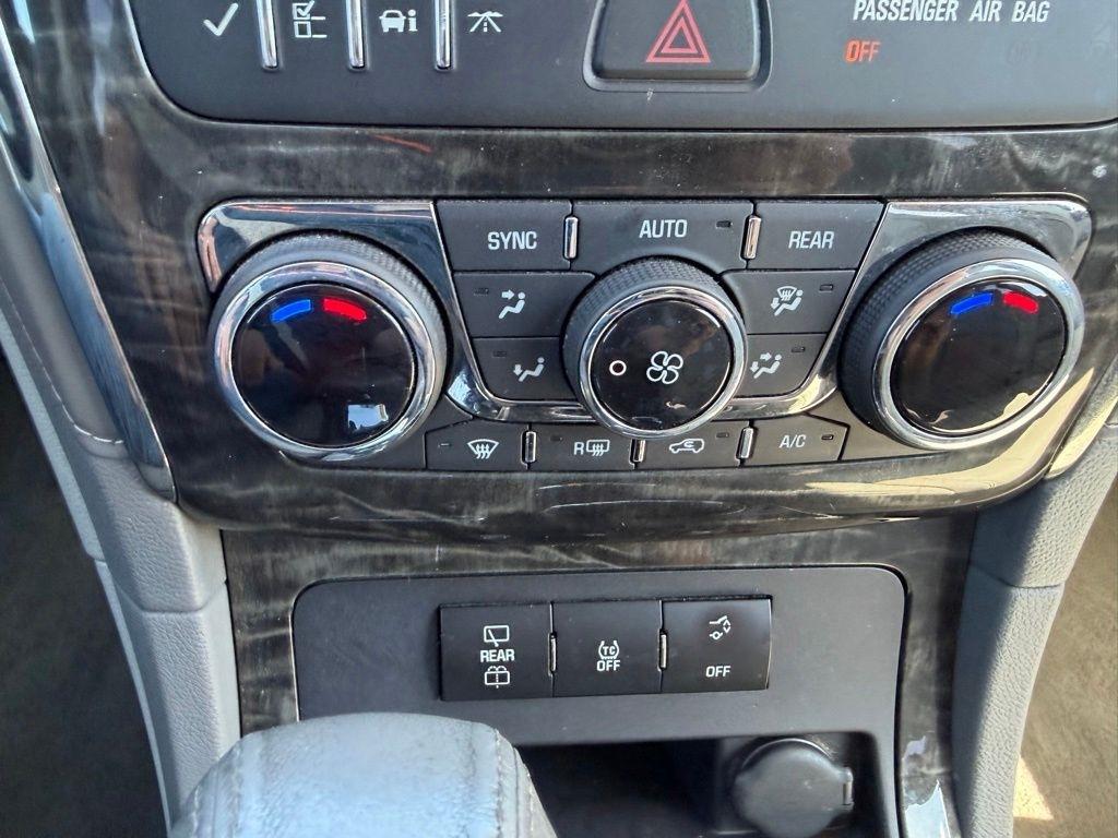 Buick Enclave Convenience FWD 2014