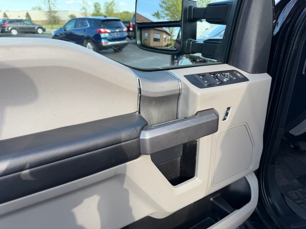 Ford F-350 SD XLT SuperCab Long Bed 4WD 2022