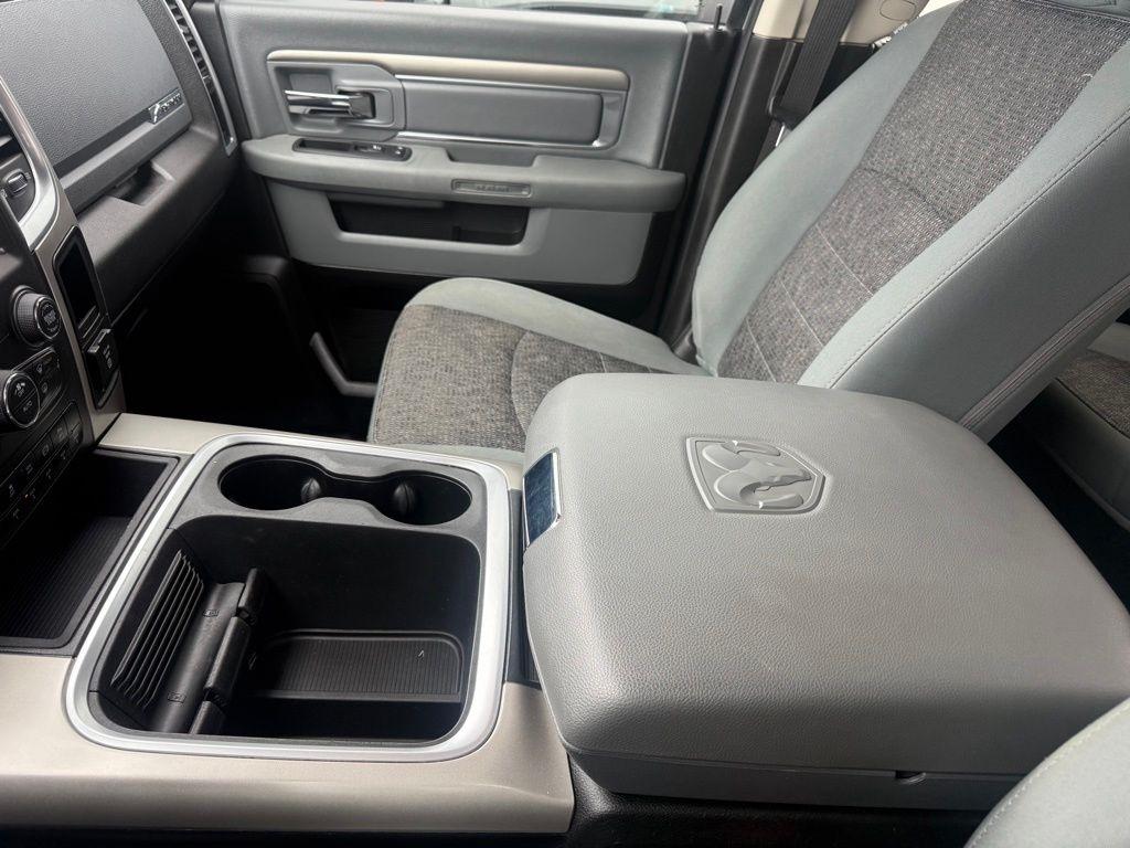 RAM 2500 SLT Crew Cab SWB 4WD 2018