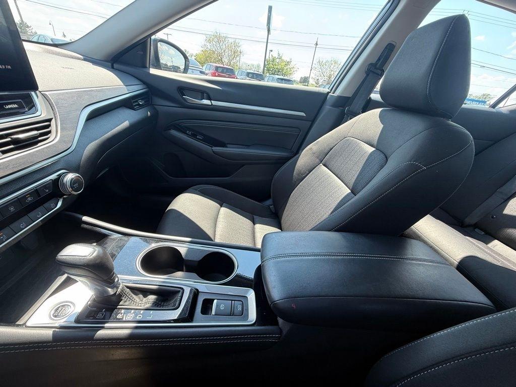 Nissan Altima 2.5 SV 2023