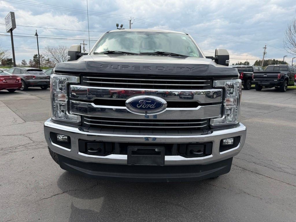 Ford F-250 SD Lariat Crew Cab 4WD 2017